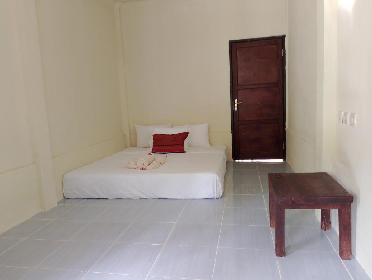 Mbe Baleng Ku Hotel Mangsit Buitenkant foto