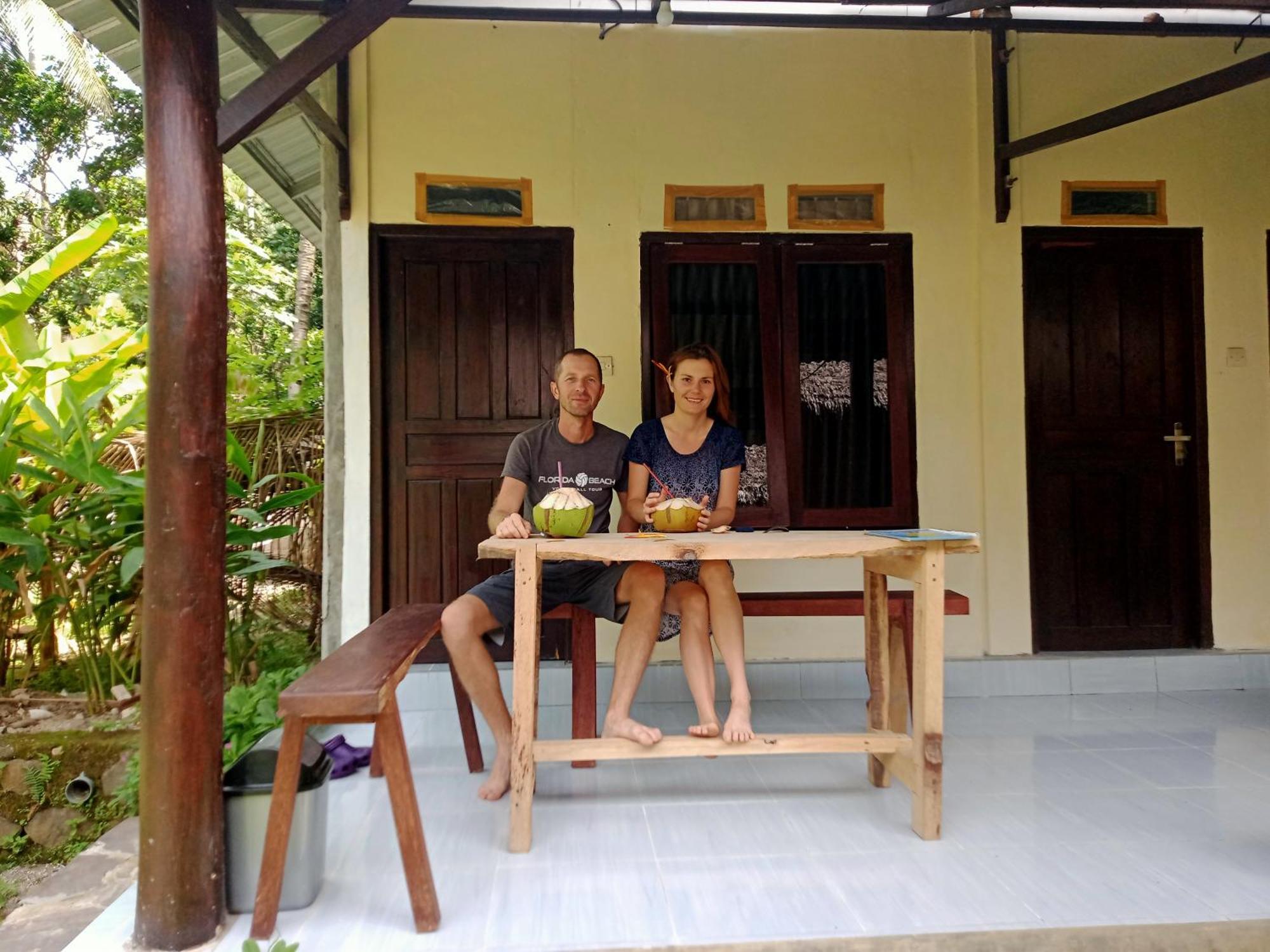 Mbe Baleng Ku Hotel Mangsit Buitenkant foto